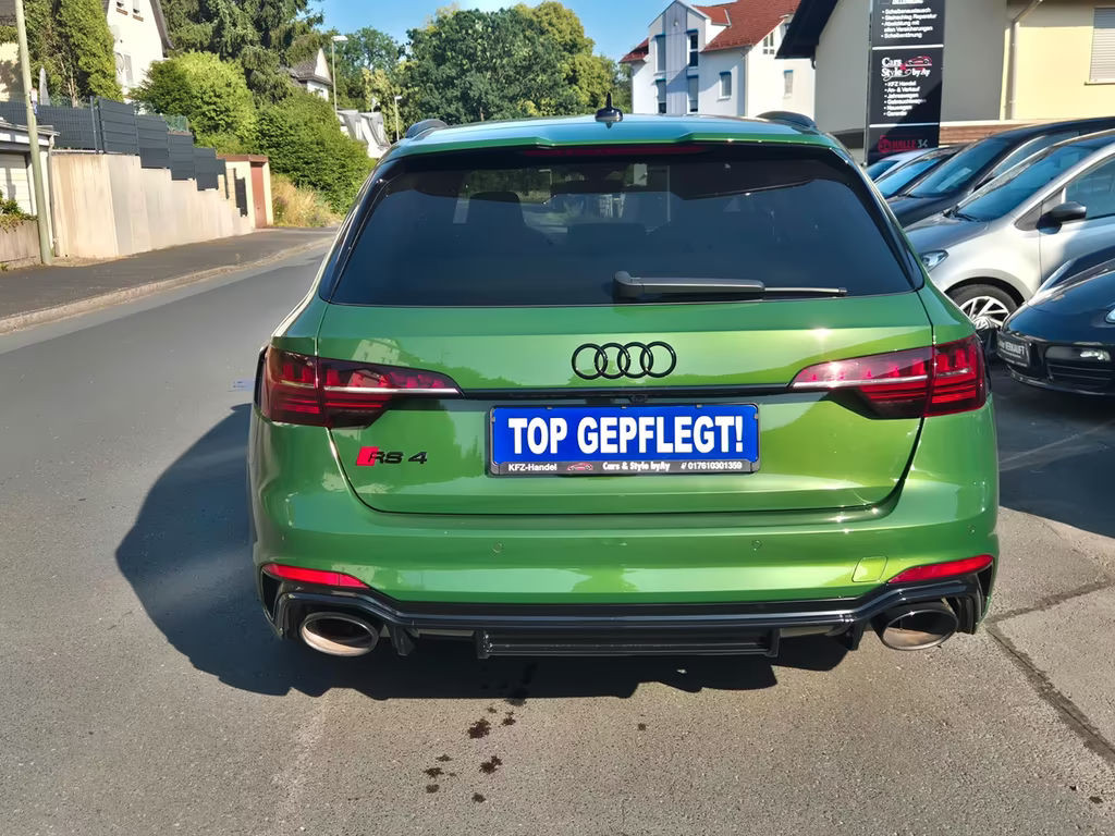 Audi RS4