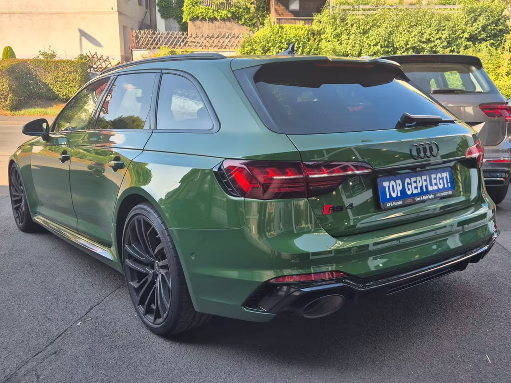 Audi RS4