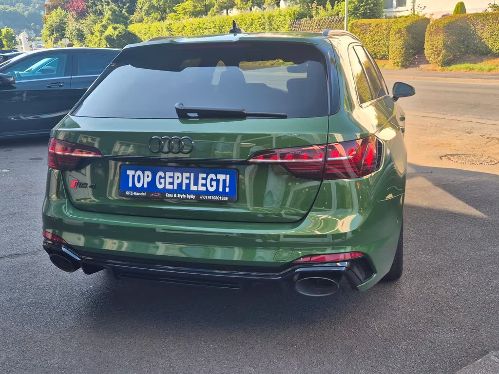 Audi RS4