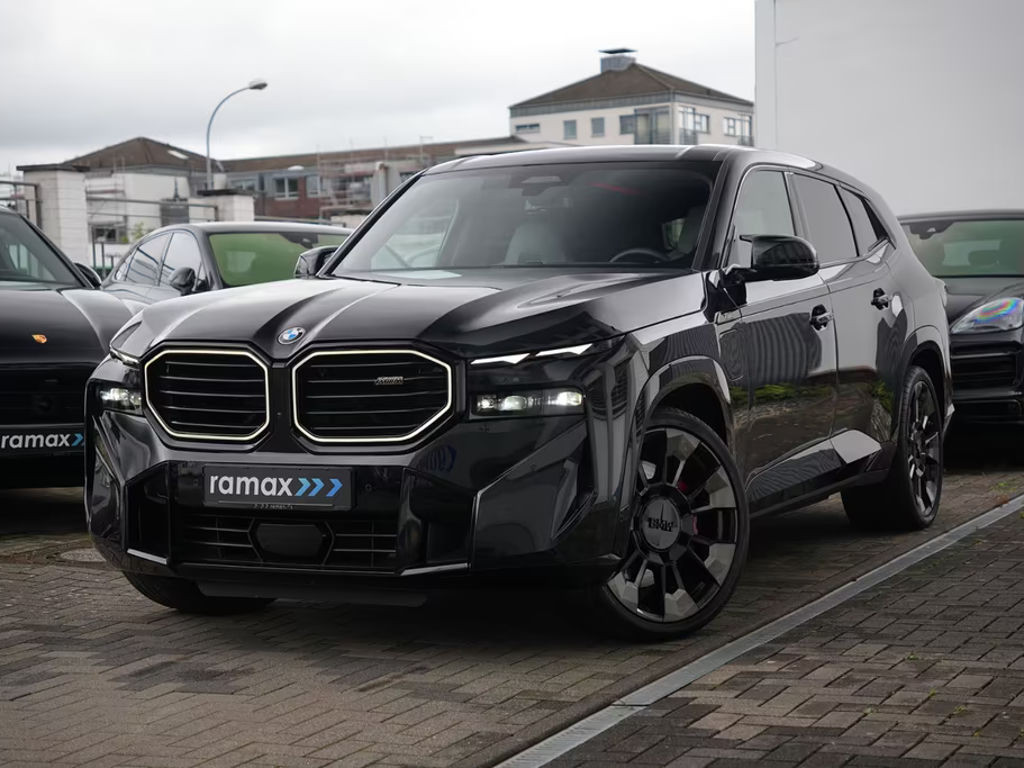 BMW XM