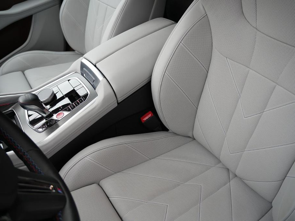 BMW XM