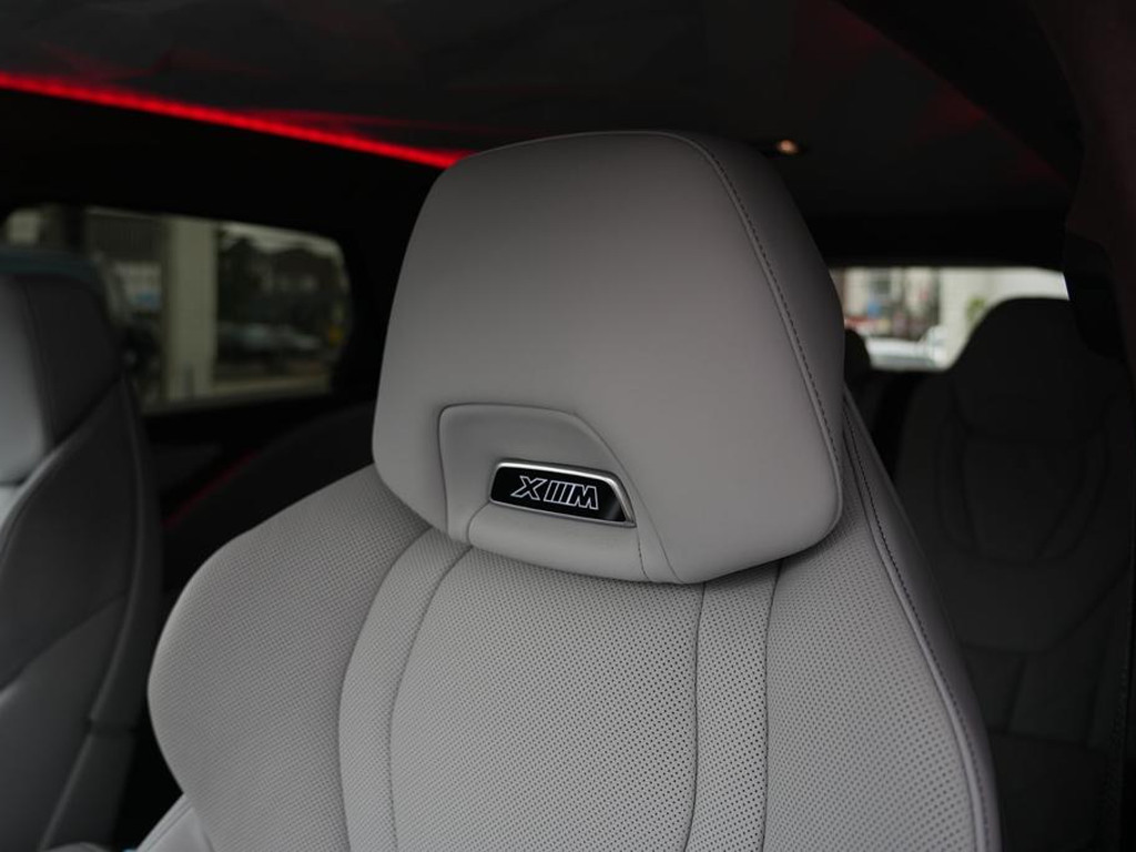BMW XM