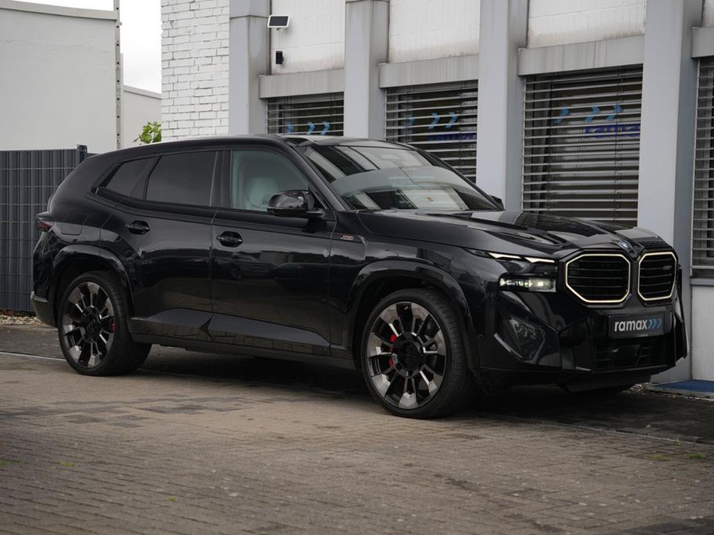 BMW XM