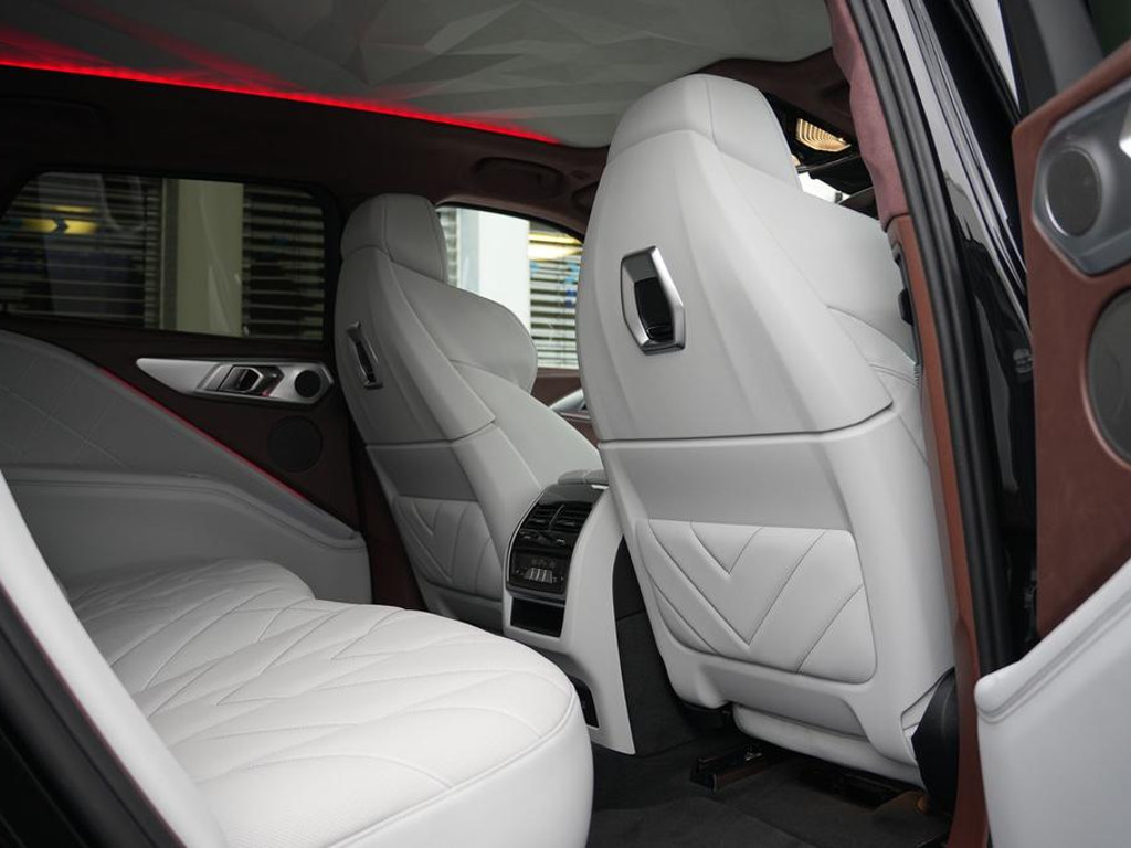 BMW XM