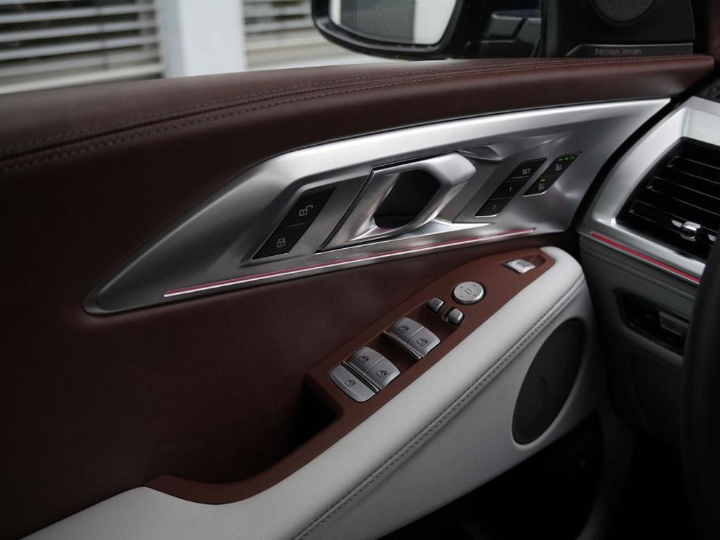 BMW XM
