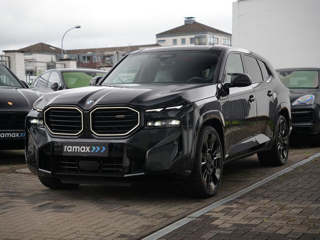 BMW XM