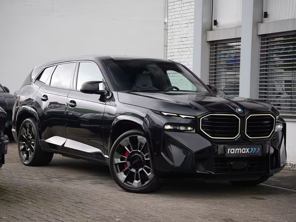 BMW XM