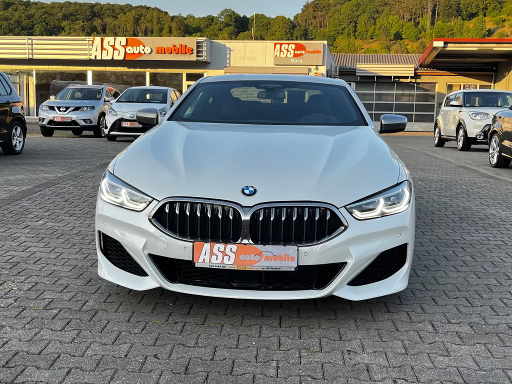 BMW M850
