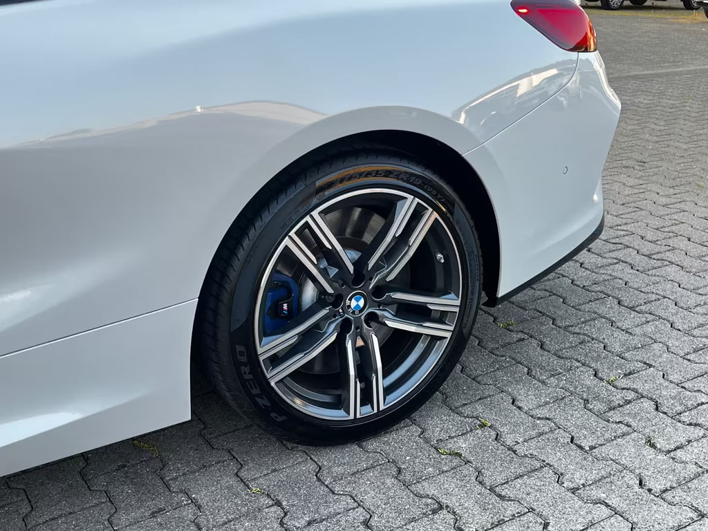 BMW M850