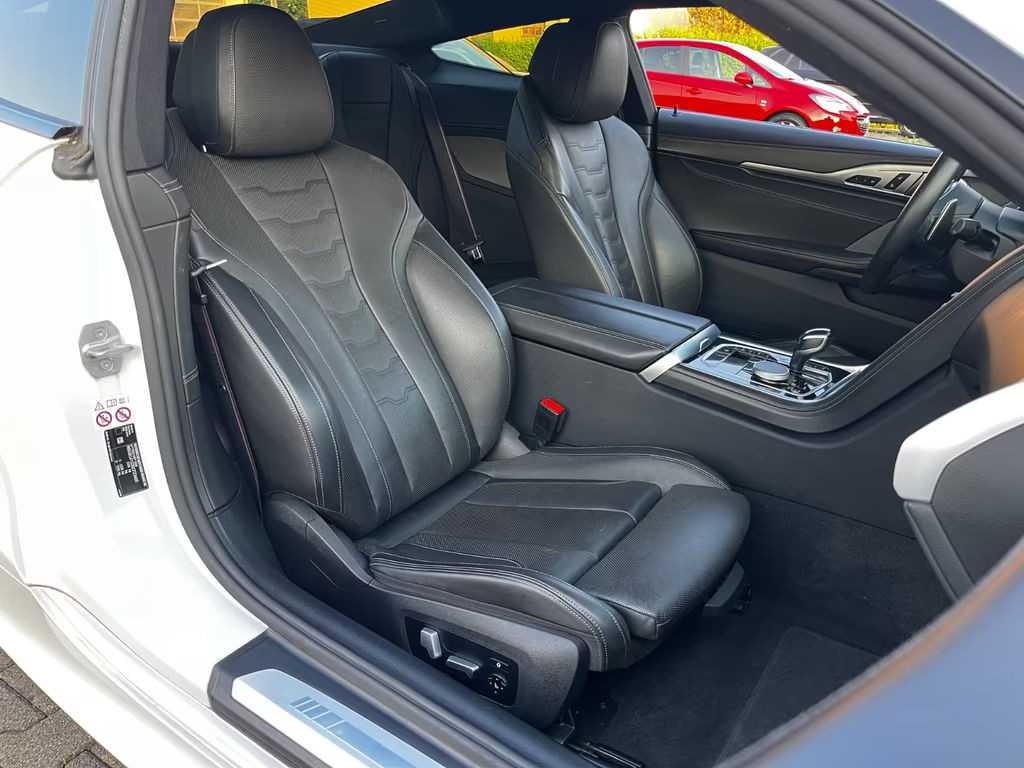 BMW M850