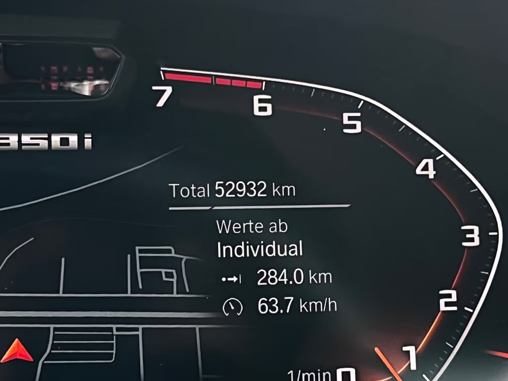 BMW M850