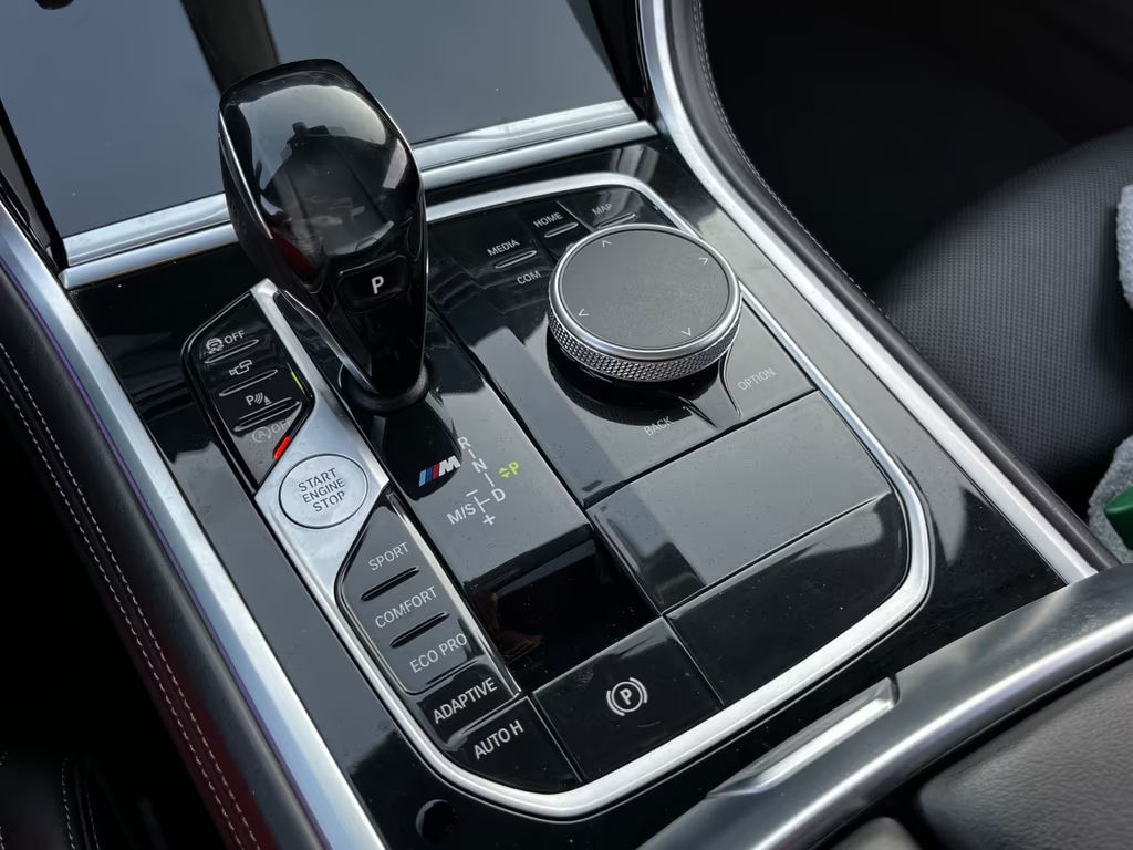 BMW M850