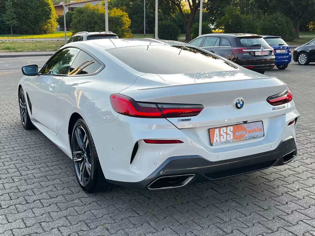 BMW M850