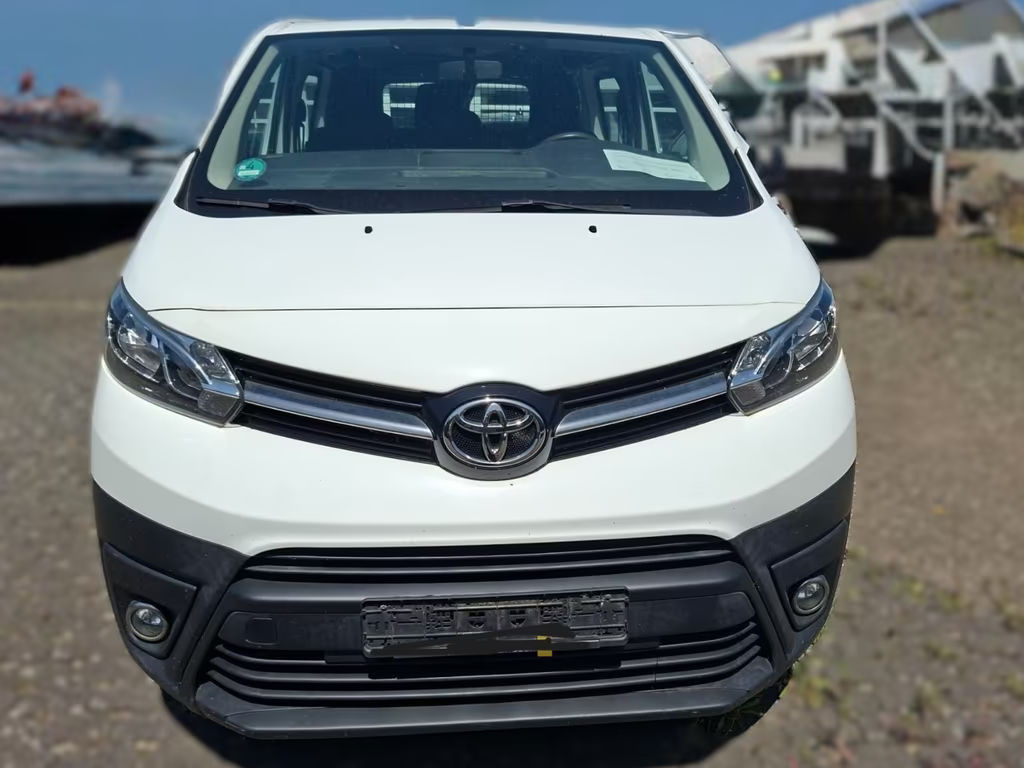 Toyota Proace (Verso)