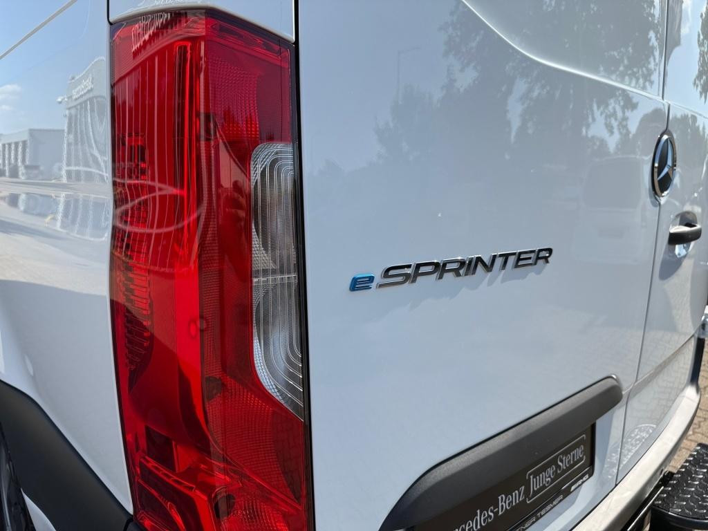 Mercedes-Benz eSprinter