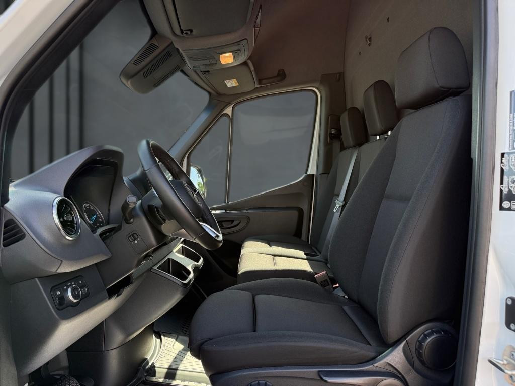 Mercedes-Benz eSprinter