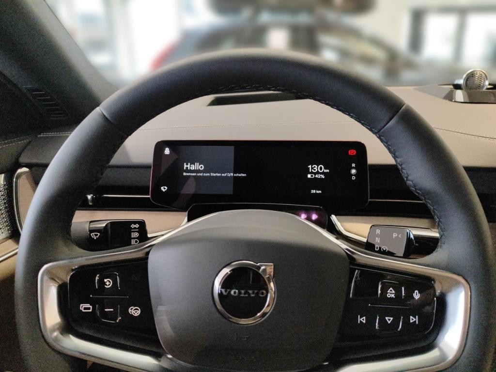 Volvo EX90