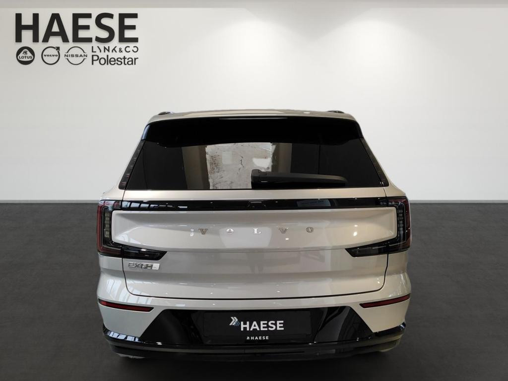 Volvo EX90