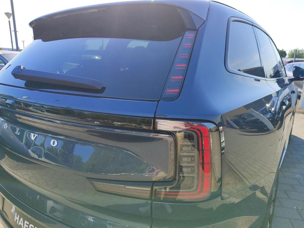 Volvo EX90