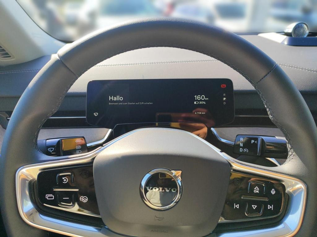 Volvo EX90