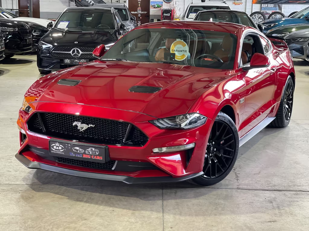 Ford Mustang Fastback GT 5.0 V8