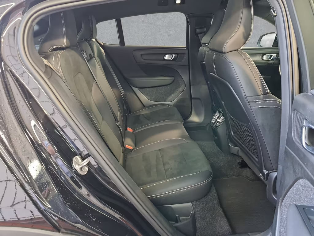Volvo C40