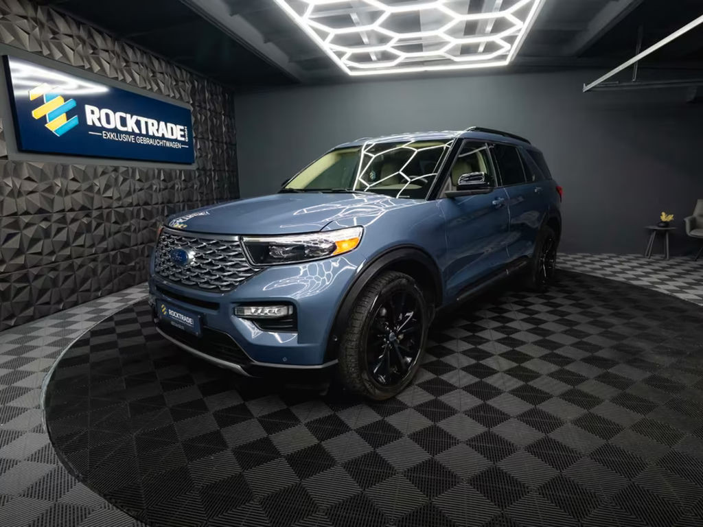 Ford Explorer 4x4 Platinum AWD