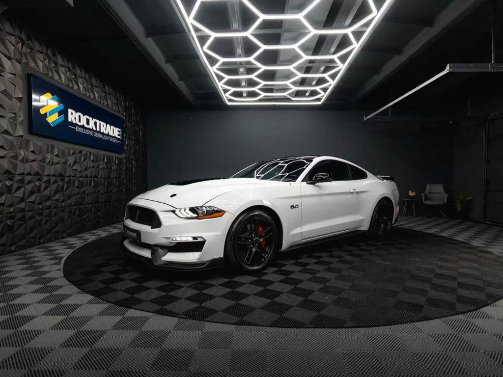 Ford Mustang GT 5.0 V8 Shelby Premium