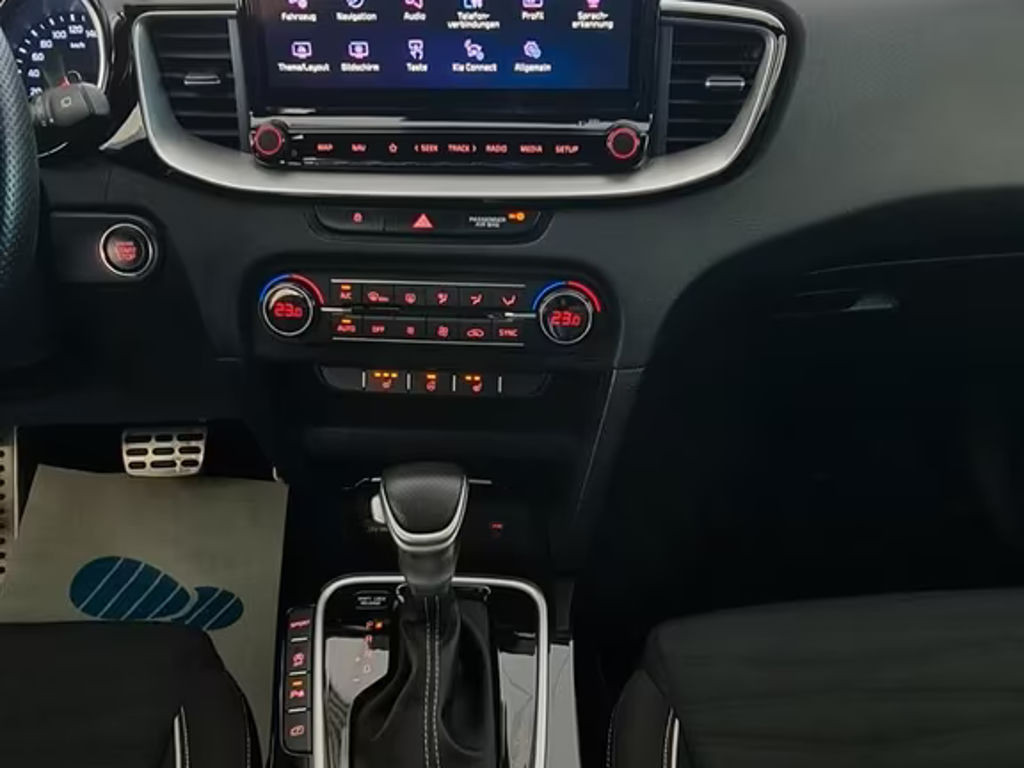 Kia ProCeed