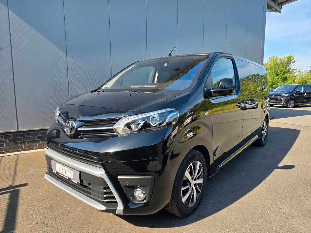 Toyota Proace (Verso) Proace Verso L1 8-Si. Team Deutschland mit Leder