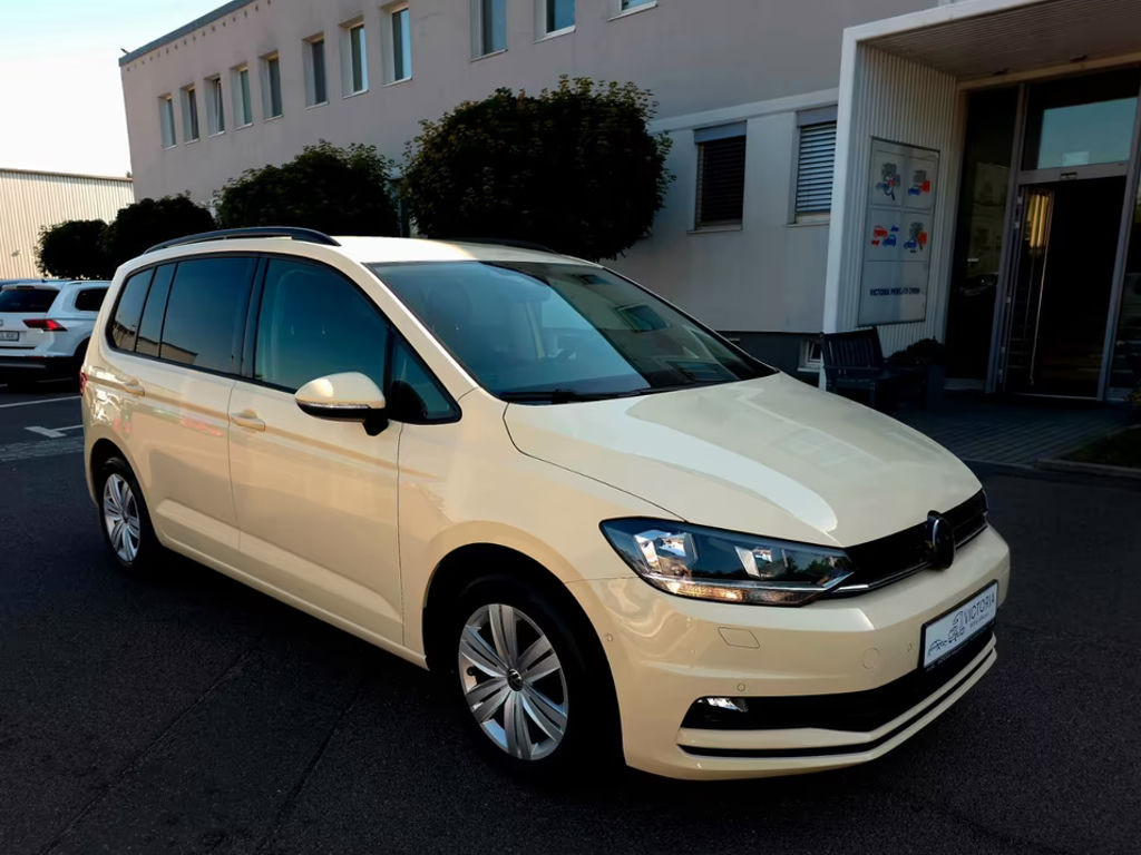 Volkswagen Touran DSG 2.0 TDI