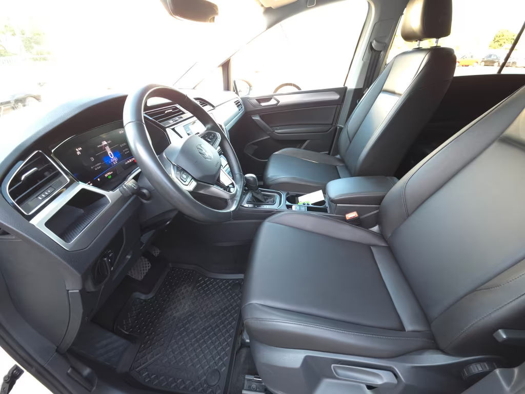 Volkswagen Touran DSG 2.0 TDI