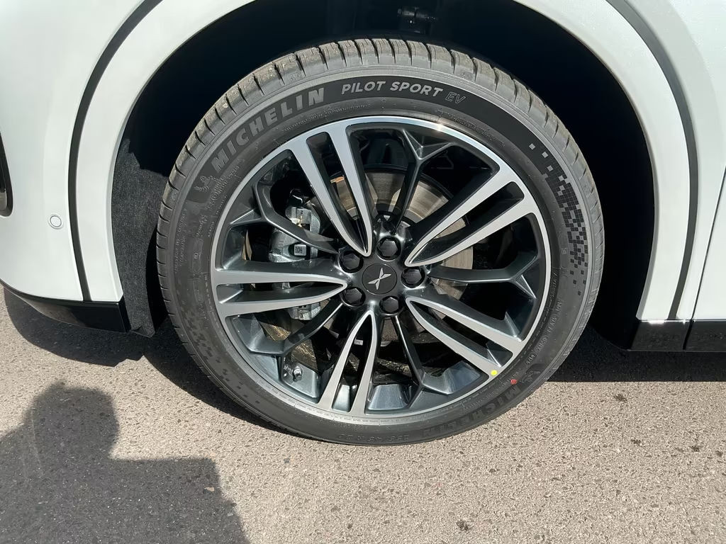 Xpeng G6