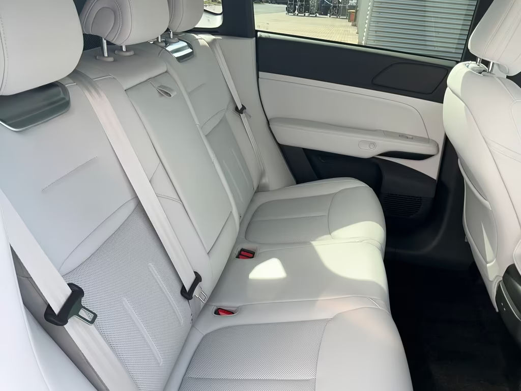 Xpeng G6