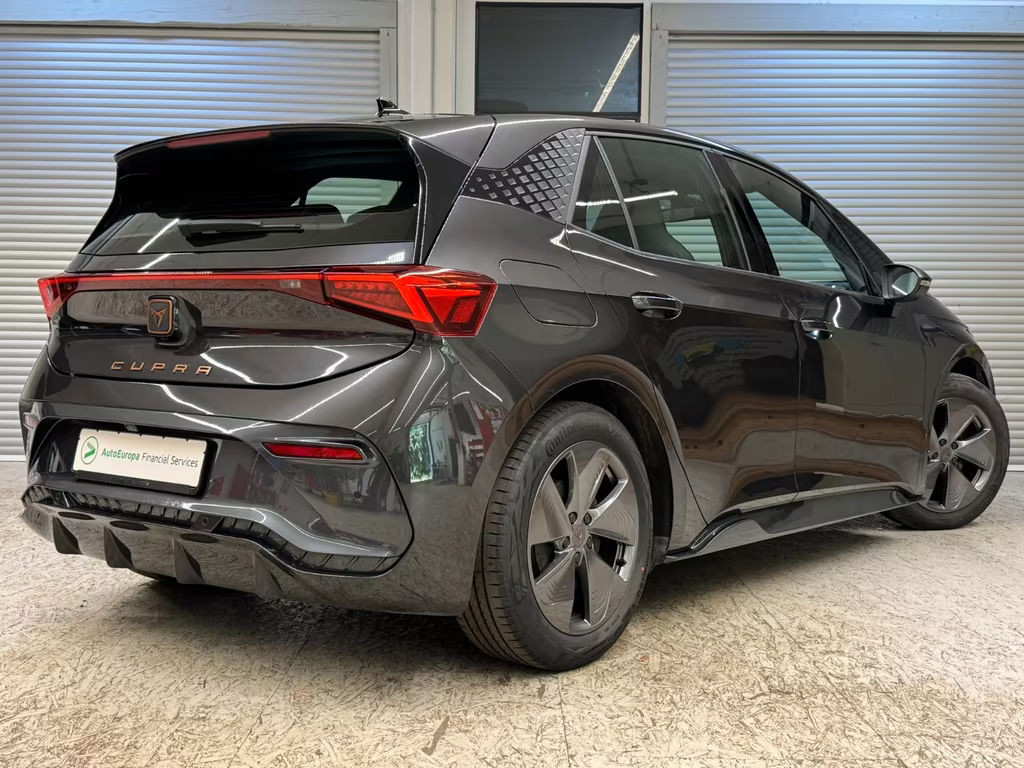 Cupra Born