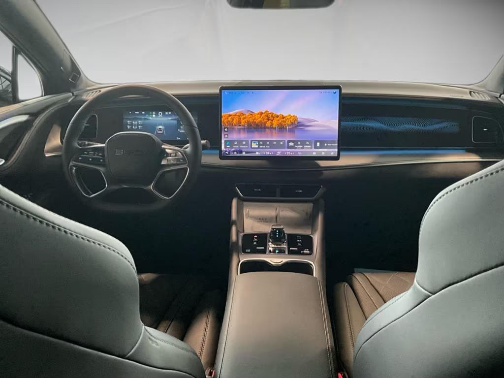 BYD Sealion 7