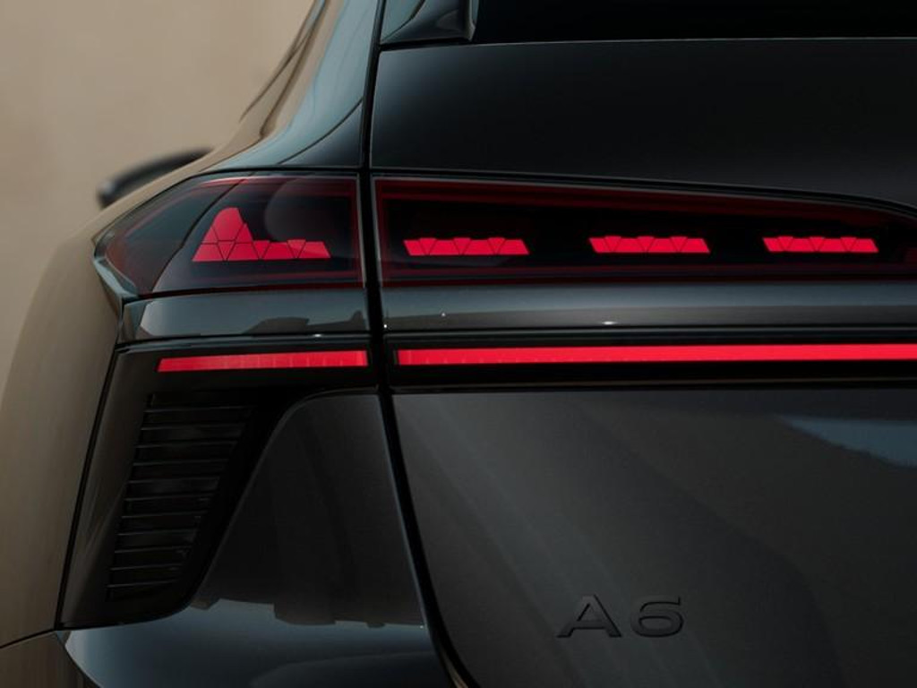 Audi A6 e-tron