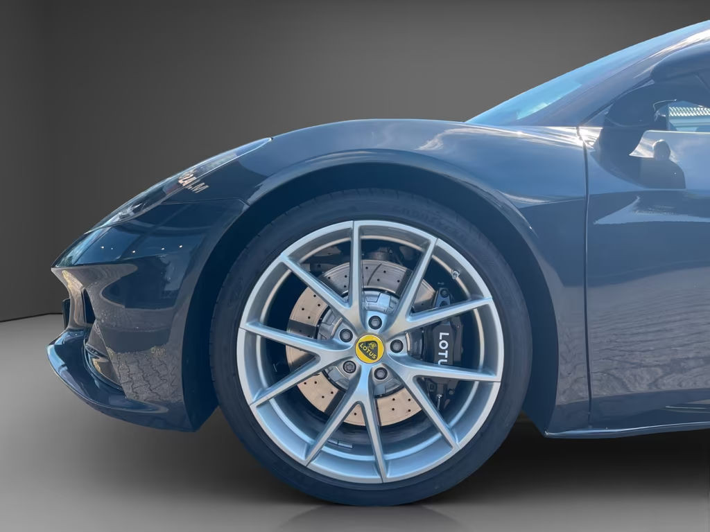 Lotus Emira
