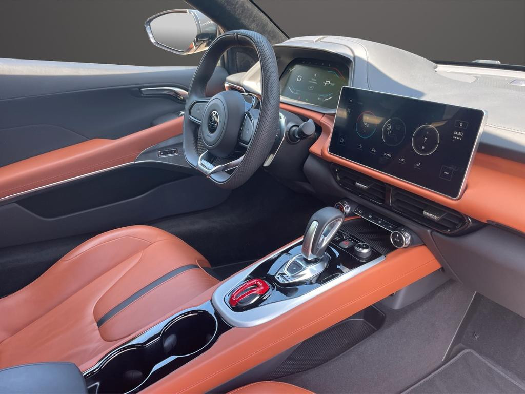 Lotus Emira