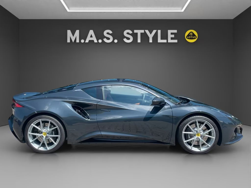 Lotus Emira