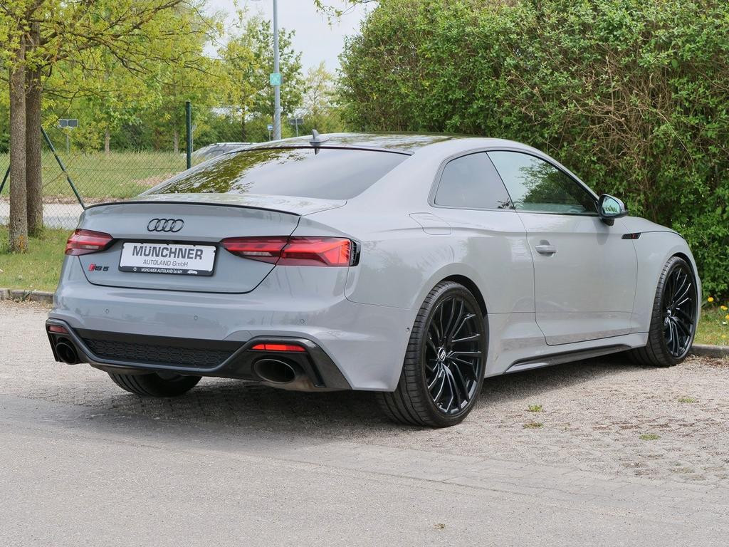 Audi RS5