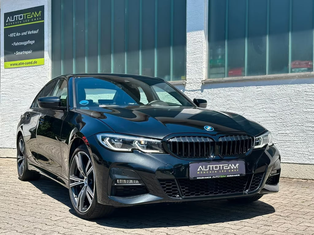BMW 3 Serie 330 M-Sport xDrive Sedan 330e