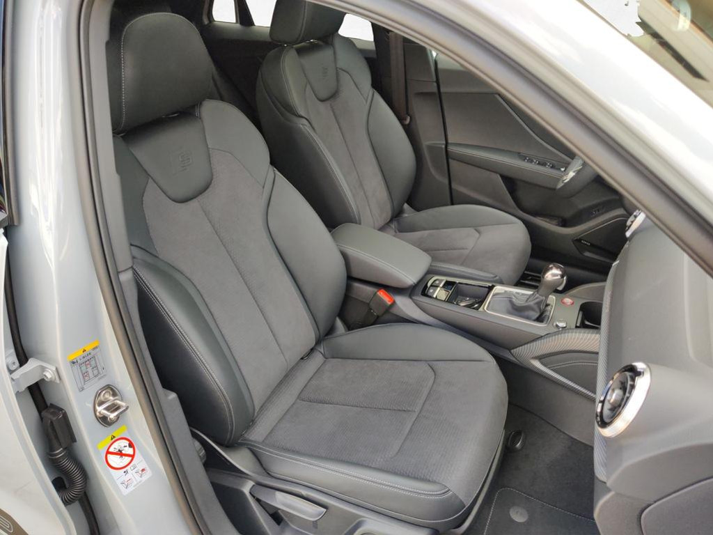 Audi SQ2