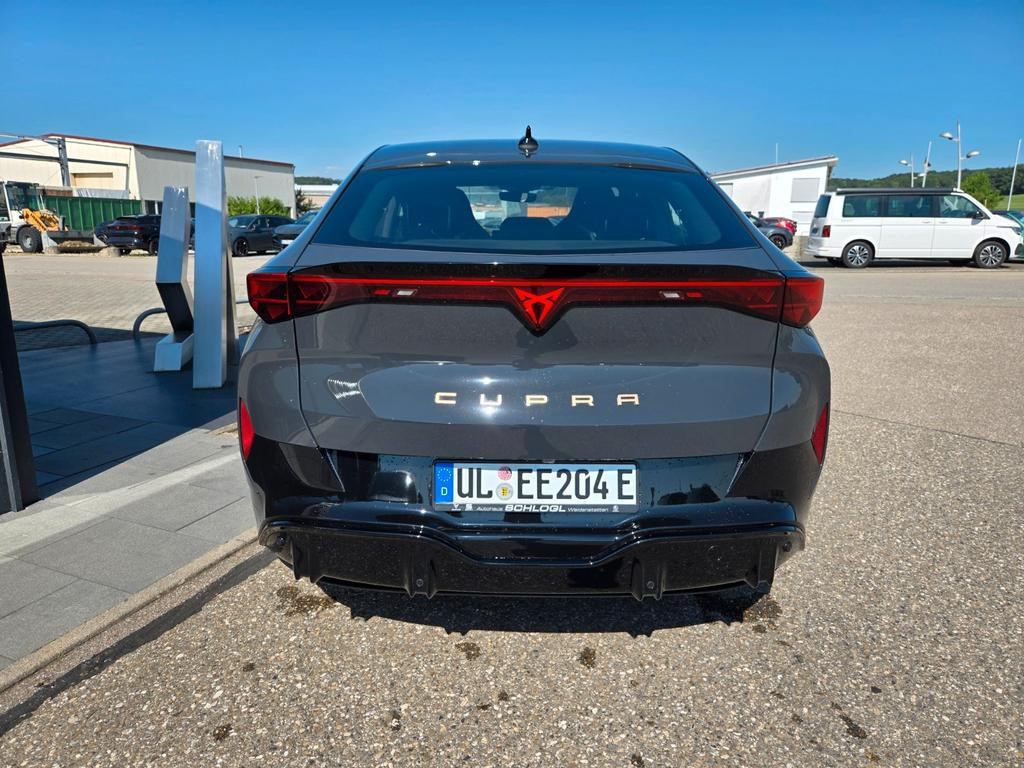 Cupra Tavascan