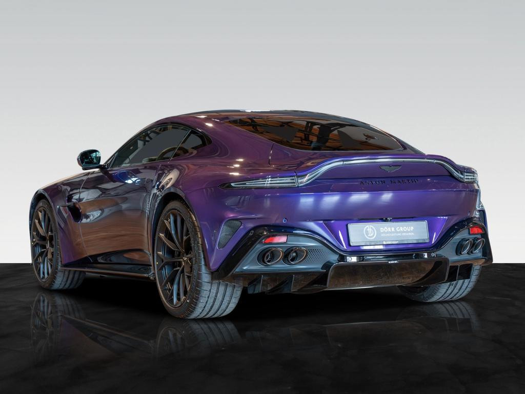 Aston Martin V8 Vantage