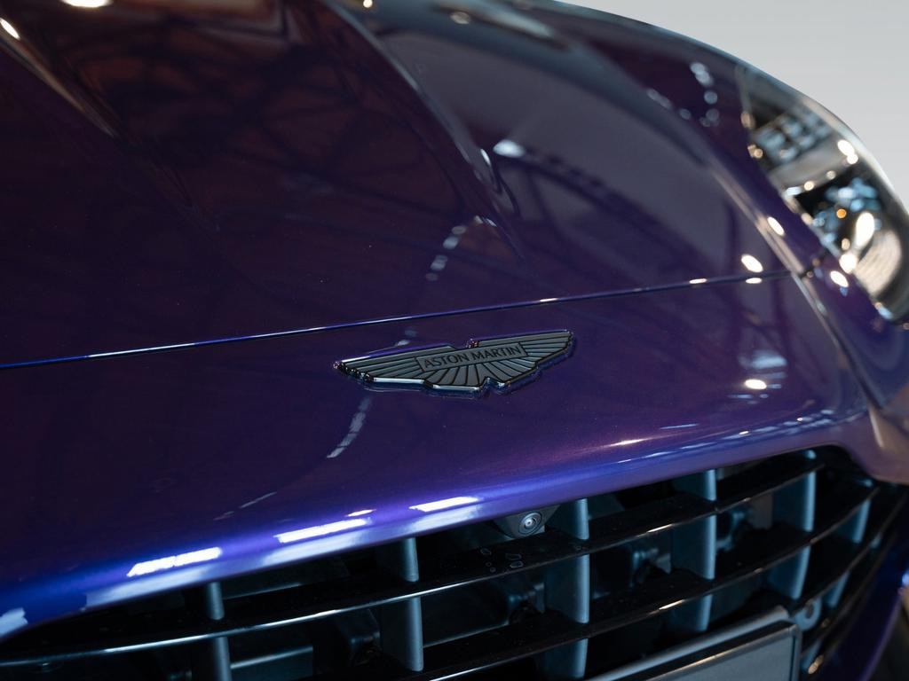 Aston Martin V8 Vantage