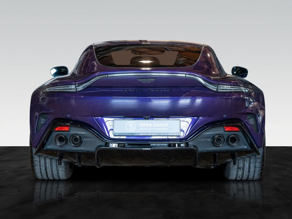 Aston Martin V8 Vantage