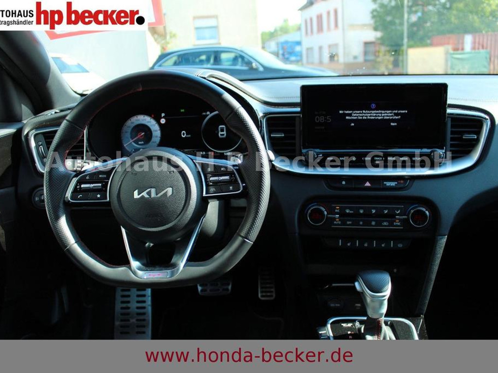 Kia ProCeed