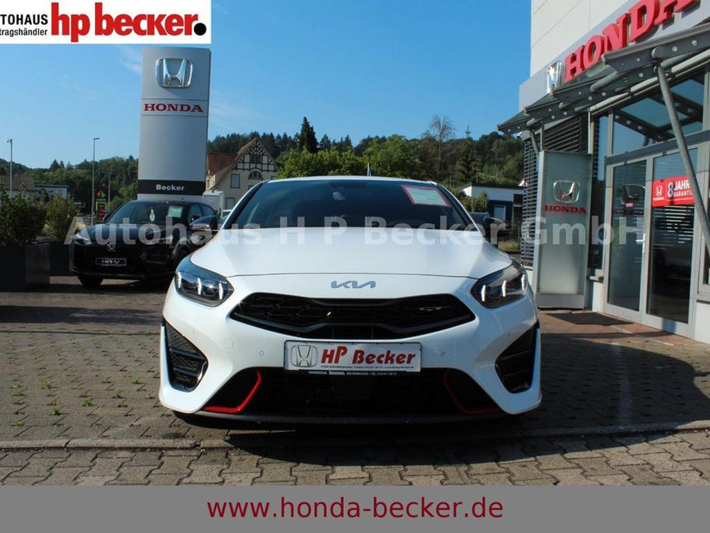 Kia ProCeed