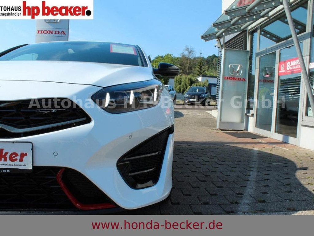 Kia ProCeed